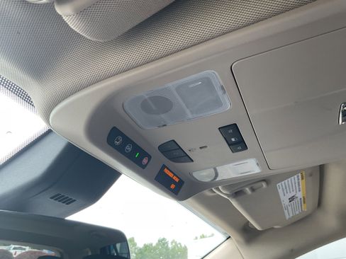 Used 2018 Buick Envision Premium image 10