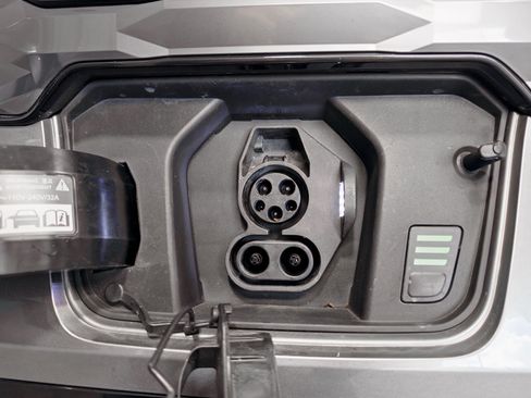 Used 2024 Kia Niro Wind FWD image 5