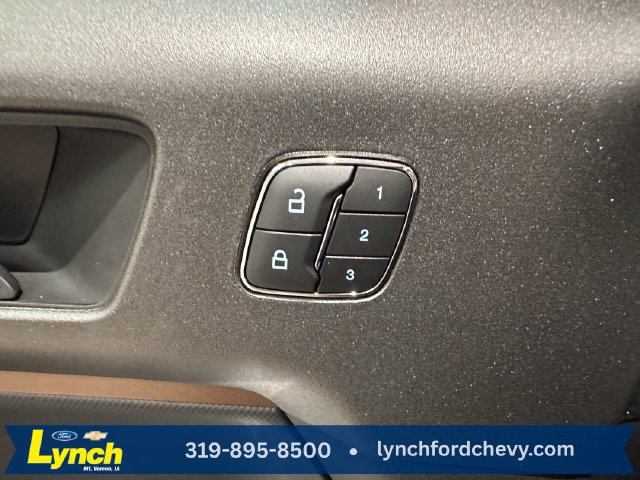New 2026 Ford Bronco Sport Outer Banks w/ Outer Banks Tech Package+ AWD/4WD image 9