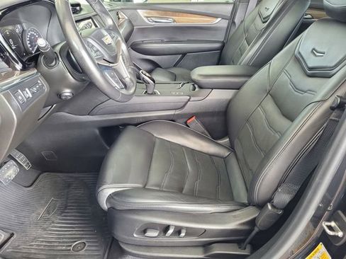 Used 2019 Cadillac XT5 Platinum AWD/4WD image 17