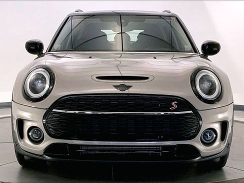 Certified 2023 MINI Cooper Clubman S image 2