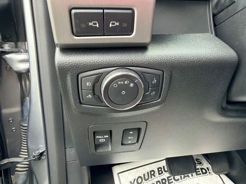 Used 2020 Ford F150 Platinum w/ Equipment Group 701A Luxury AWD/4WD image 27