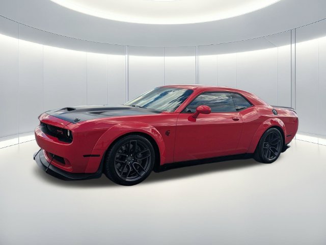 Used 2018 Dodge Challenger SRT Hellcat RWD image 2