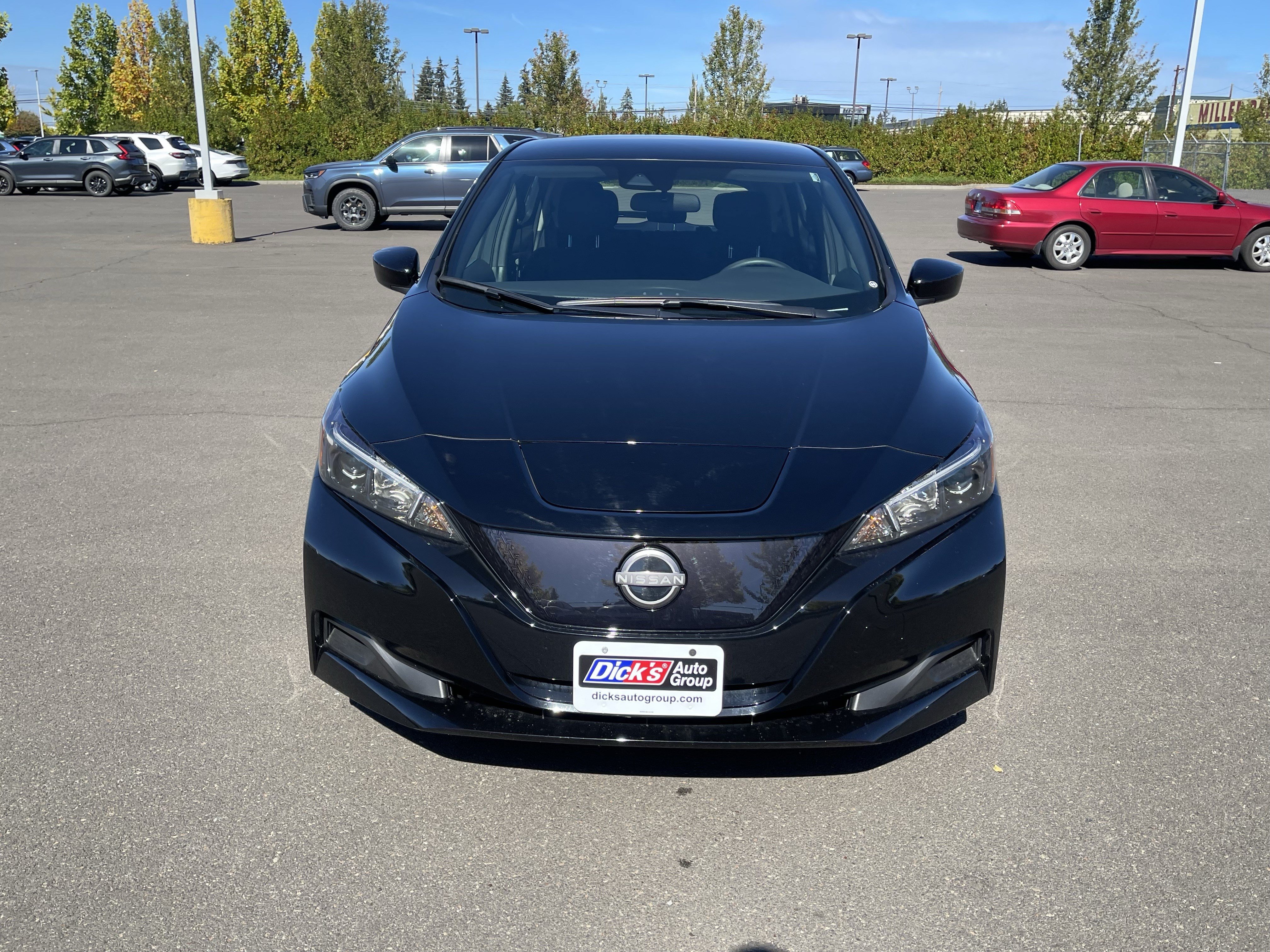 Used 2025 Nissan Leaf S FWD image 8