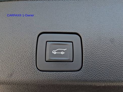 Used 2024 Buick Encore GX Avenir w/ Avenir Technology Package FWD image 34