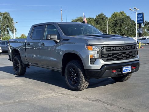 New 2026 Chevrolet Silverado 1500 Custom Trail Boss w/ LPO, Dark Essentials Package AWD/4WD image 10