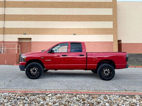 Used 2008 Dodge Ram 1500 Truck SLT w/ Navigation Convenience Group image 8