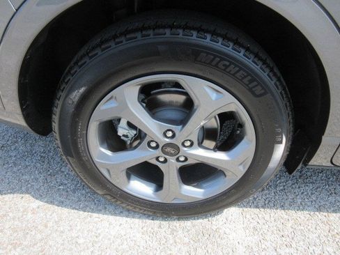 Used 2024 Ford Escape ST-Line w/ Tech Pack #1 AWD/4WD image 10
