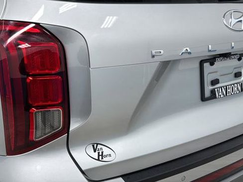 Used 2023 Hyundai Palisade SEL w/ Premium Package image 36