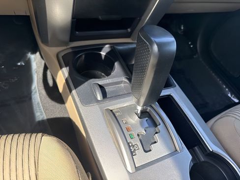 Used 2010 Toyota 4Runner SR5 image 17