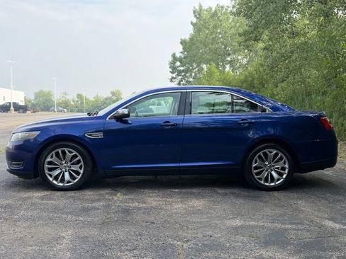 Used 2013 Ford Taurus Limited FWD image 7