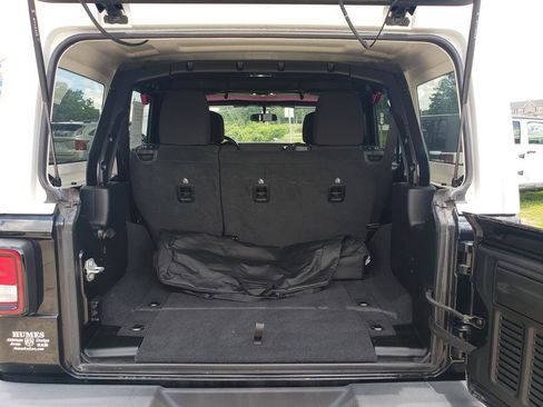 Used 2021 Jeep Wrangler Unlimited Sport AWD/4WD image 5