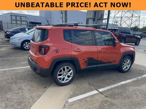 Used 2015 Jeep Renegade Latitude w/ Popular Equipment Group image 1