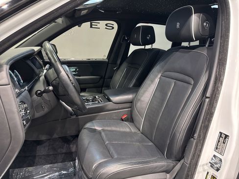 Used 2020 Rolls-Royce Cullinan image 30