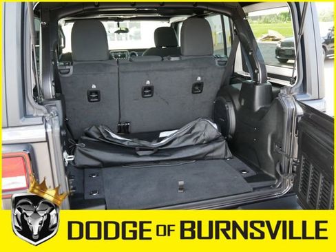 Used 2022 Jeep Wrangler Unlimited Sport image 13