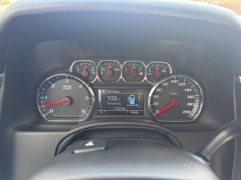 Used 2017 GMC Yukon SLT image 36