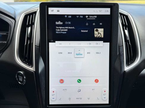 Used 2023 Ford Edge SEL image 21