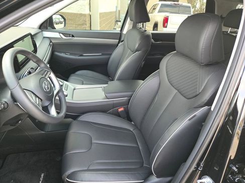 Used 2025 Hyundai Palisade SEL image 25