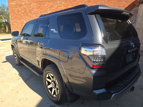 Used 2019 Toyota 4Runner TRD Off-Road AWD/4WD image 5