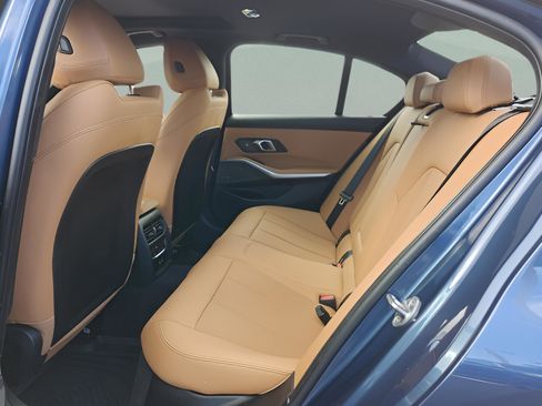 Certified 2025 BMW 330i Sedan w/ M Sport Package image 11