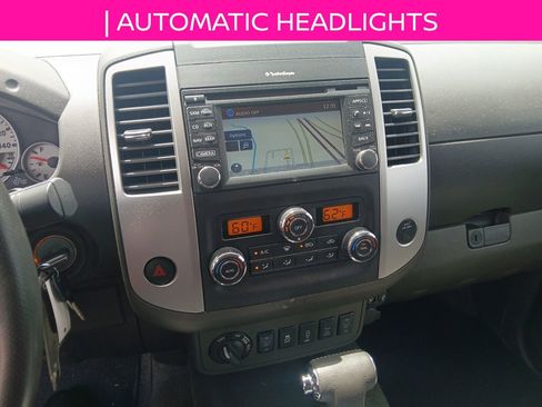 Used 2018 Nissan Frontier PRO-4X image 13
