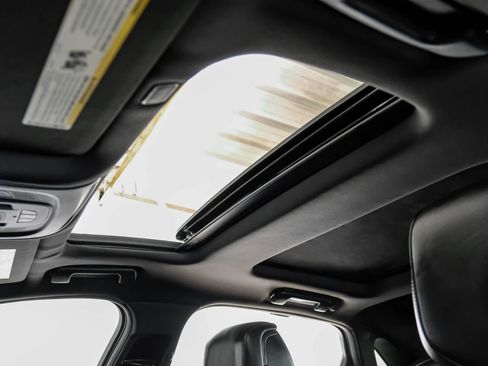 Used 2018 Cadillac CT6 Luxury image 4