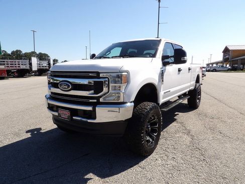 Used 2022 Ford F250 XLT w/ FX4 Off-Road Package AWD/4WD image 63