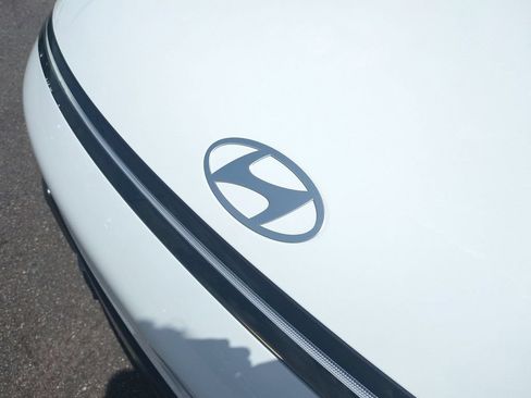 New 2026 Hyundai Kona Limited FWD image 13