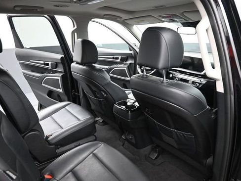 Used 2025 Kia Telluride S AWD/4WD image 21