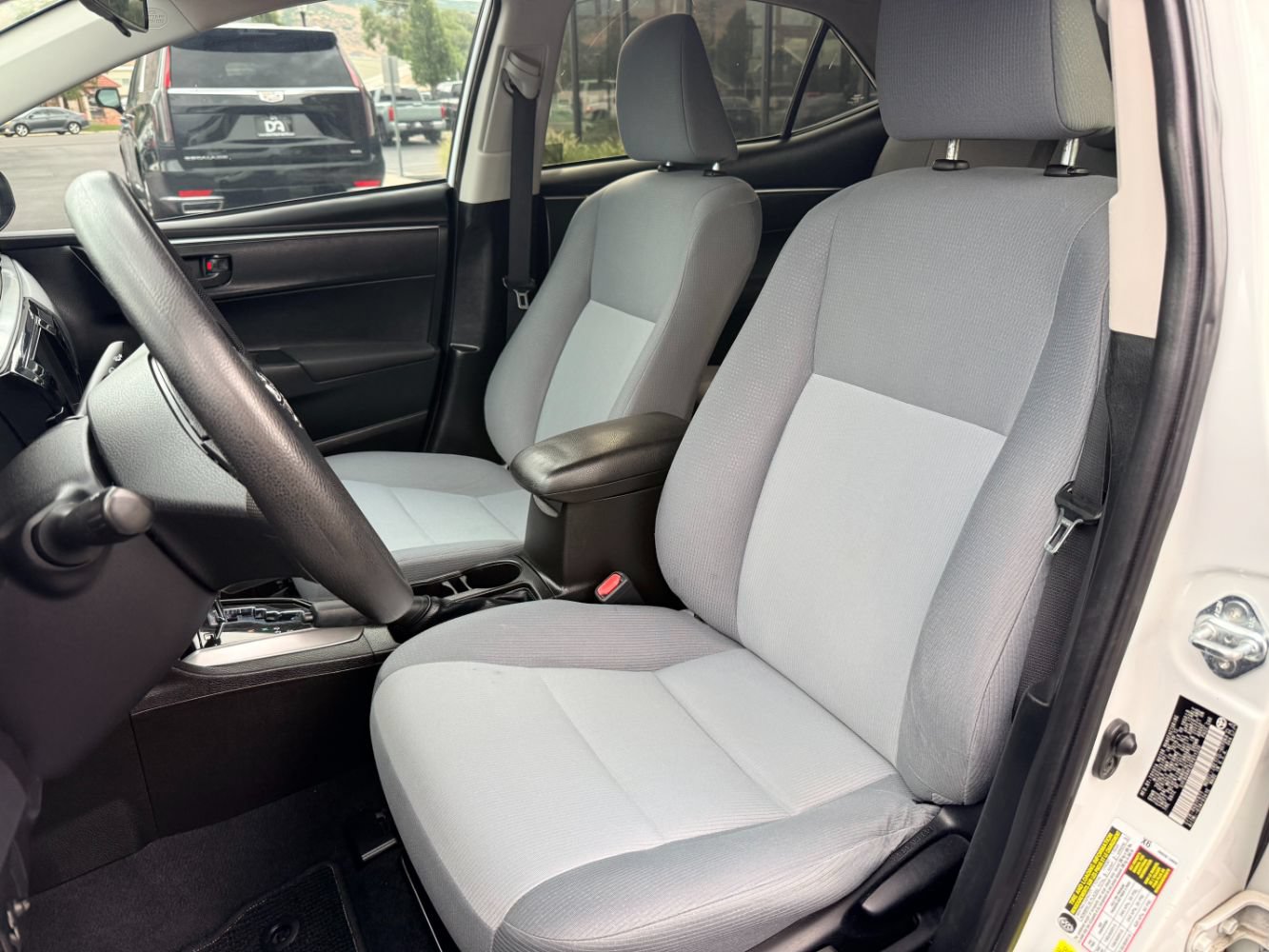 Used 2014 Toyota Corolla L FWD image 18