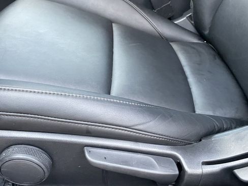 Used 2024 MAZDA MAZDA3 s image 22