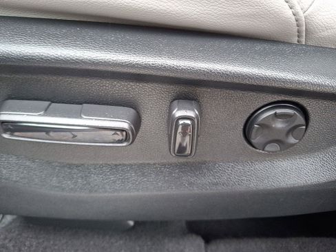 Used 2018 Honda CR-V EX-L image 17