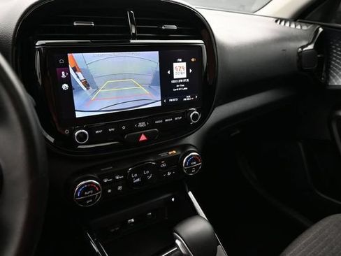 Used 2023 Kia Soul EX FWD image 12