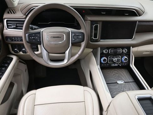 Used 2023 GMC Yukon XL Denali w/ Max Trailering Package AWD/4WD image 13