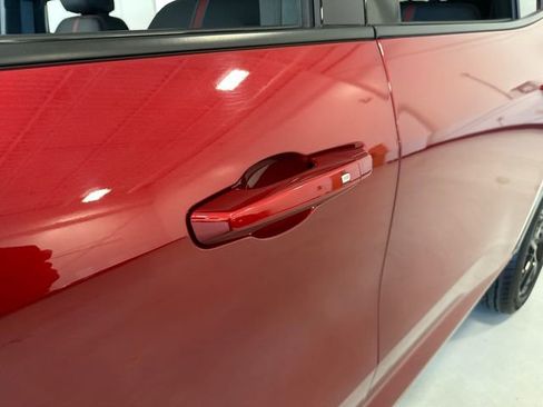 Used 2024 Chevrolet Traverse RS image 13