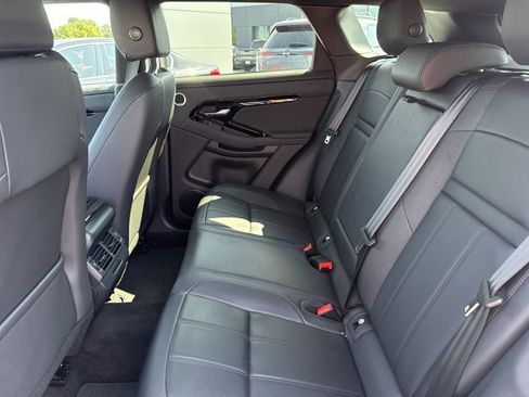 Used 2024 Land Rover Range Rover Evoque S AWD/4WD image 6