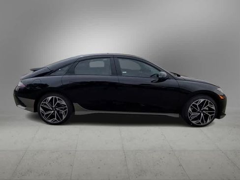Used 2023 Hyundai Ioniq 6 SEL RWD image 9