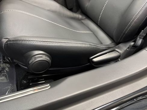 Used 2025 MAZDA MX-5 Miata Grand Touring image 34