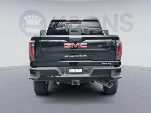 New 2026 GMC Sierra 2500 AT4 image 5