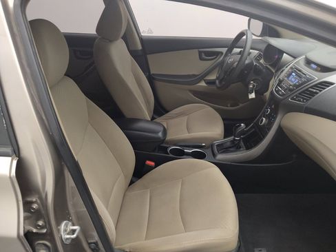 Used 2016 Hyundai Elantra SE FWD image 21