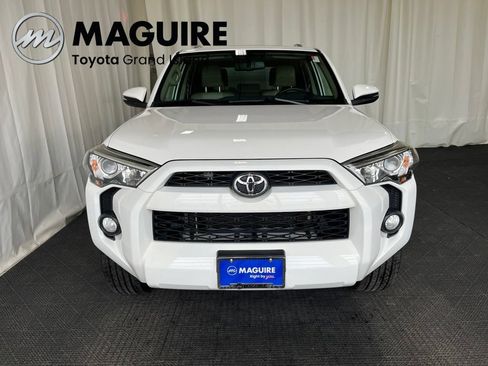Used 2018 Toyota 4Runner SR5 Premium AWD/4WD image 34