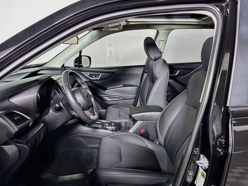 Used 2023 Subaru Forester Premium AWD/4WD image 11