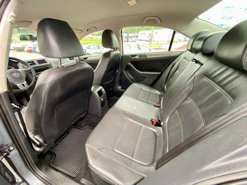 Used 2013 Volkswagen Jetta TDI FWD image 13