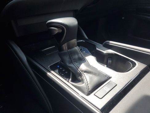 Certified 2023 Lexus ES 350 w/ Accessory Package (Z2) FWD image 29