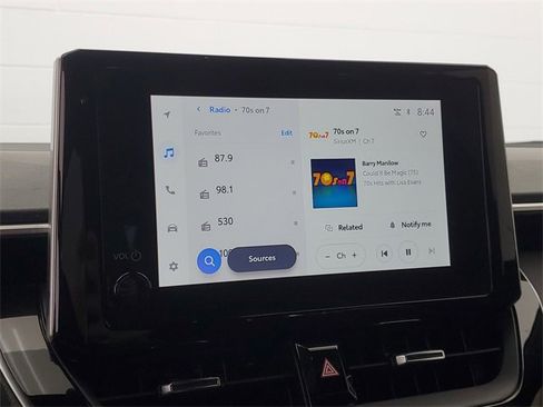 Used 2025 Toyota Corolla SE image 27