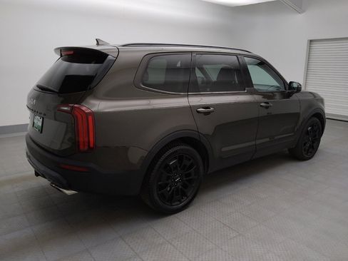 Used 2022 Kia Telluride SX w/ SX Prestige Package image 10