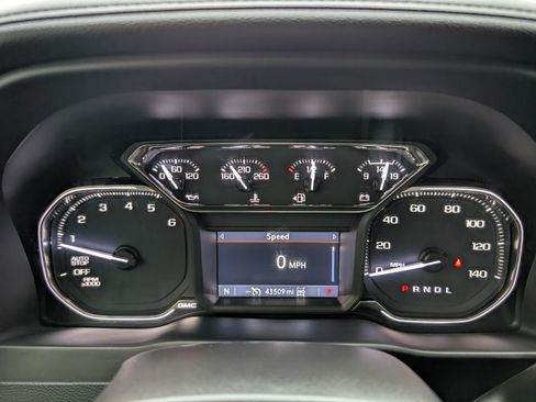 Used 2022 GMC Sierra 1500 Elevation image 16