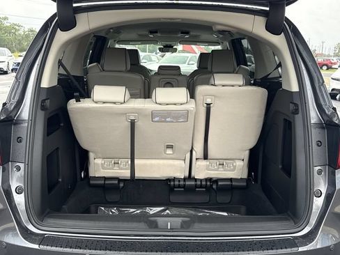 New 2026 Honda Odyssey Touring image 17