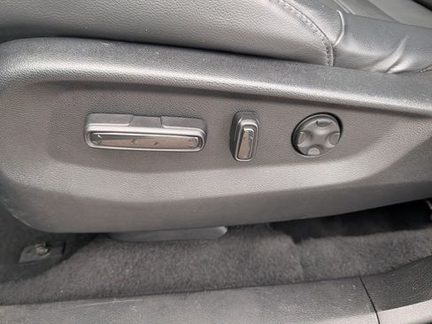 Used 2022 Honda CR-V Touring image 22