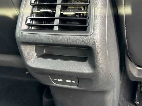 New 2026 Volkswagen Tiguan SE R-Line image 28